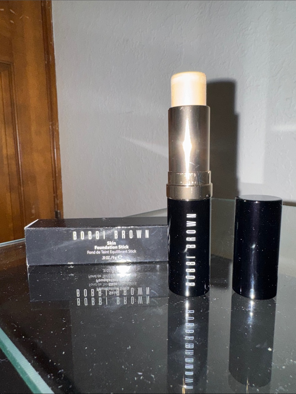 Bobbi Brown Skin Foundation Stick - Cream Shade